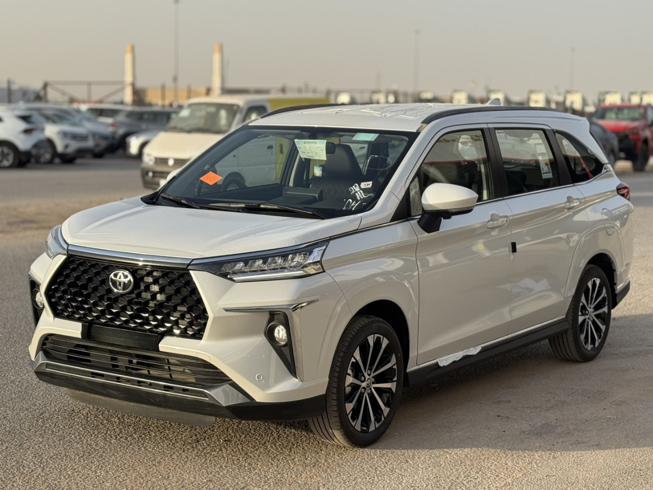 تويوتا فيلوز GLX 2026